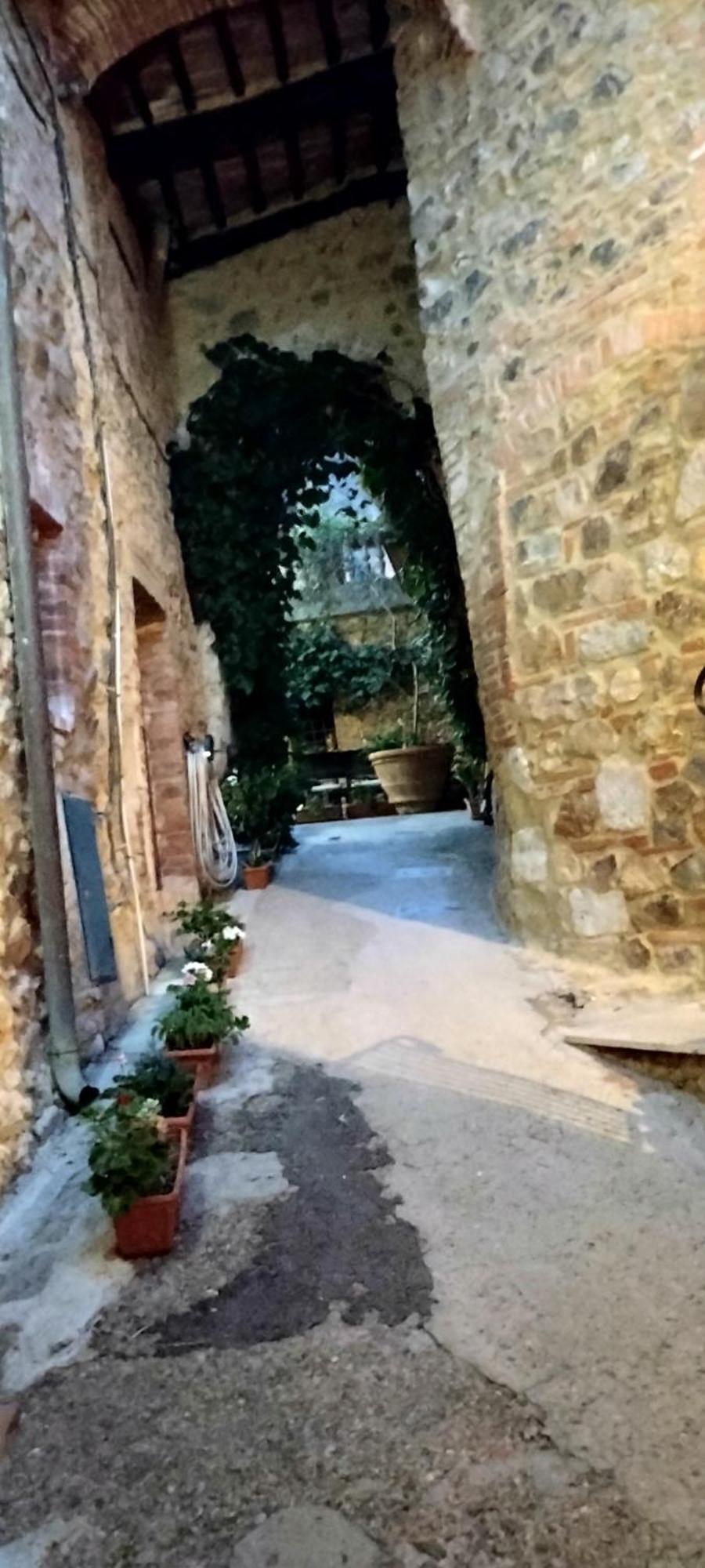 ソヴィチッレ Antico Borgo Di Torri Bed & Breakfast エクステリア 写真